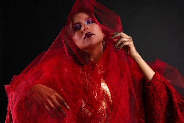 What Are the Essential Wellness Practices for Women to Adopt in the UK Fashion Industry?